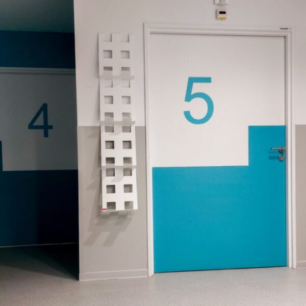 HALF-HEIGHT DOOR - Aizsardzības un pārklājuma paneļi